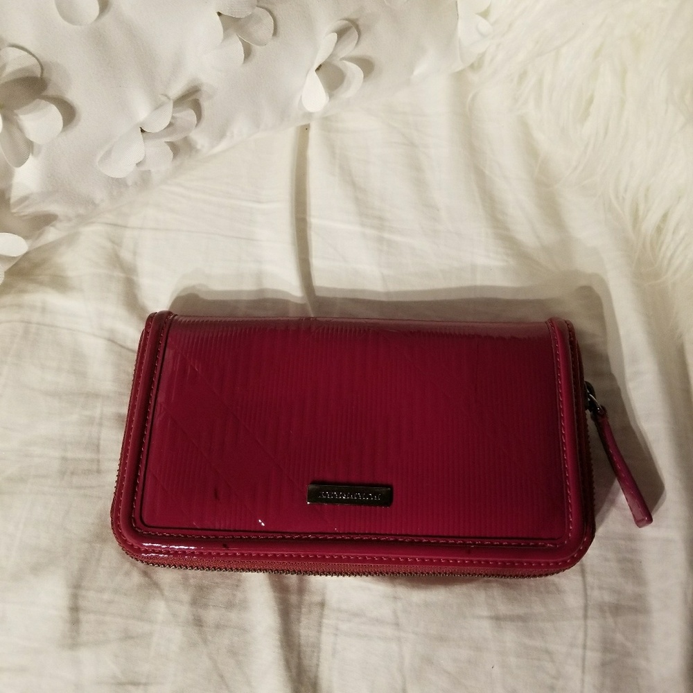 Burberry wallet authentic!